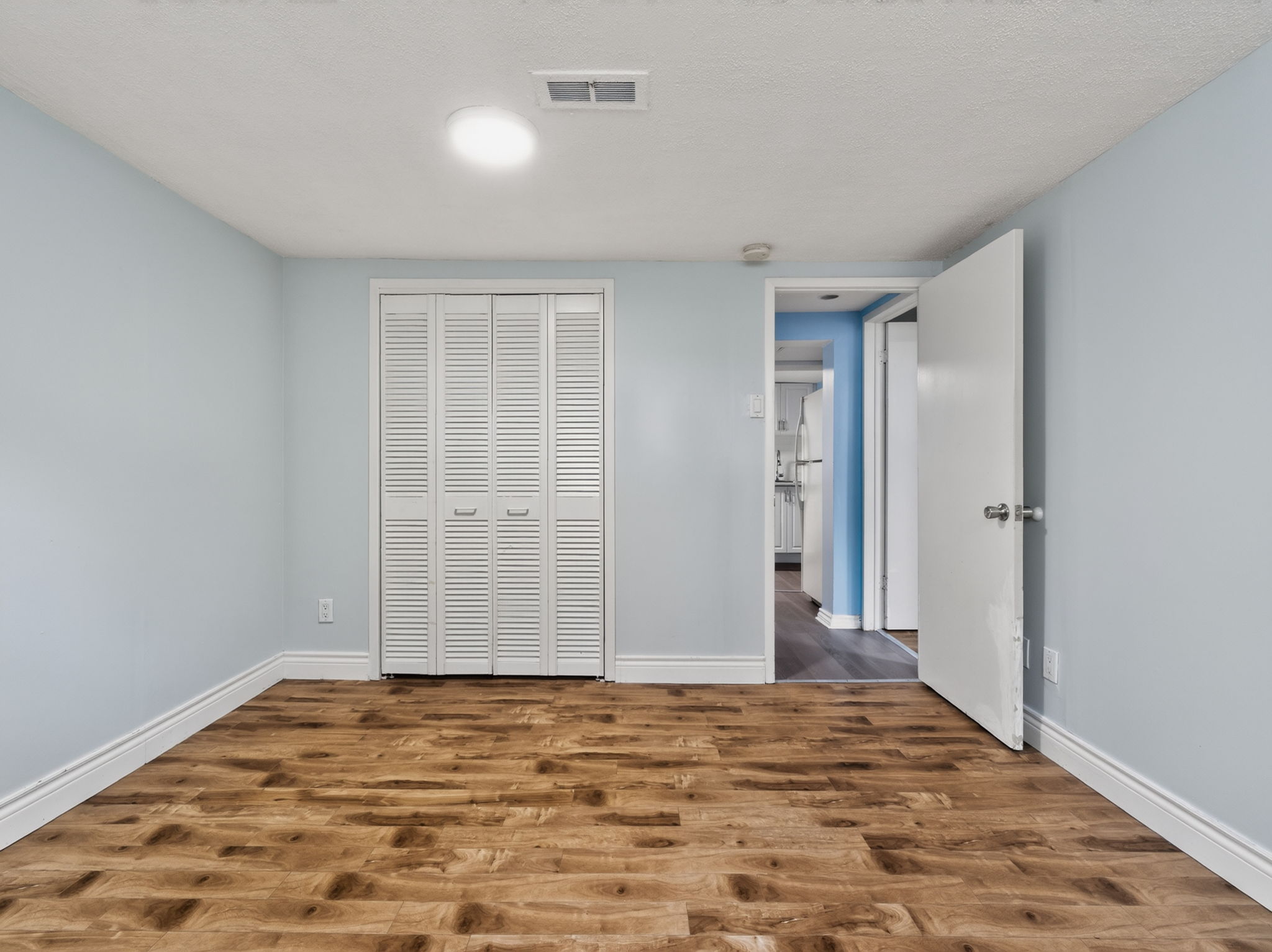 5 Mandarin Rd Toronto, ON M1M 1W2