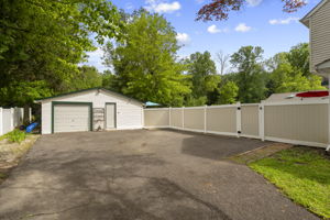 Detached Garage