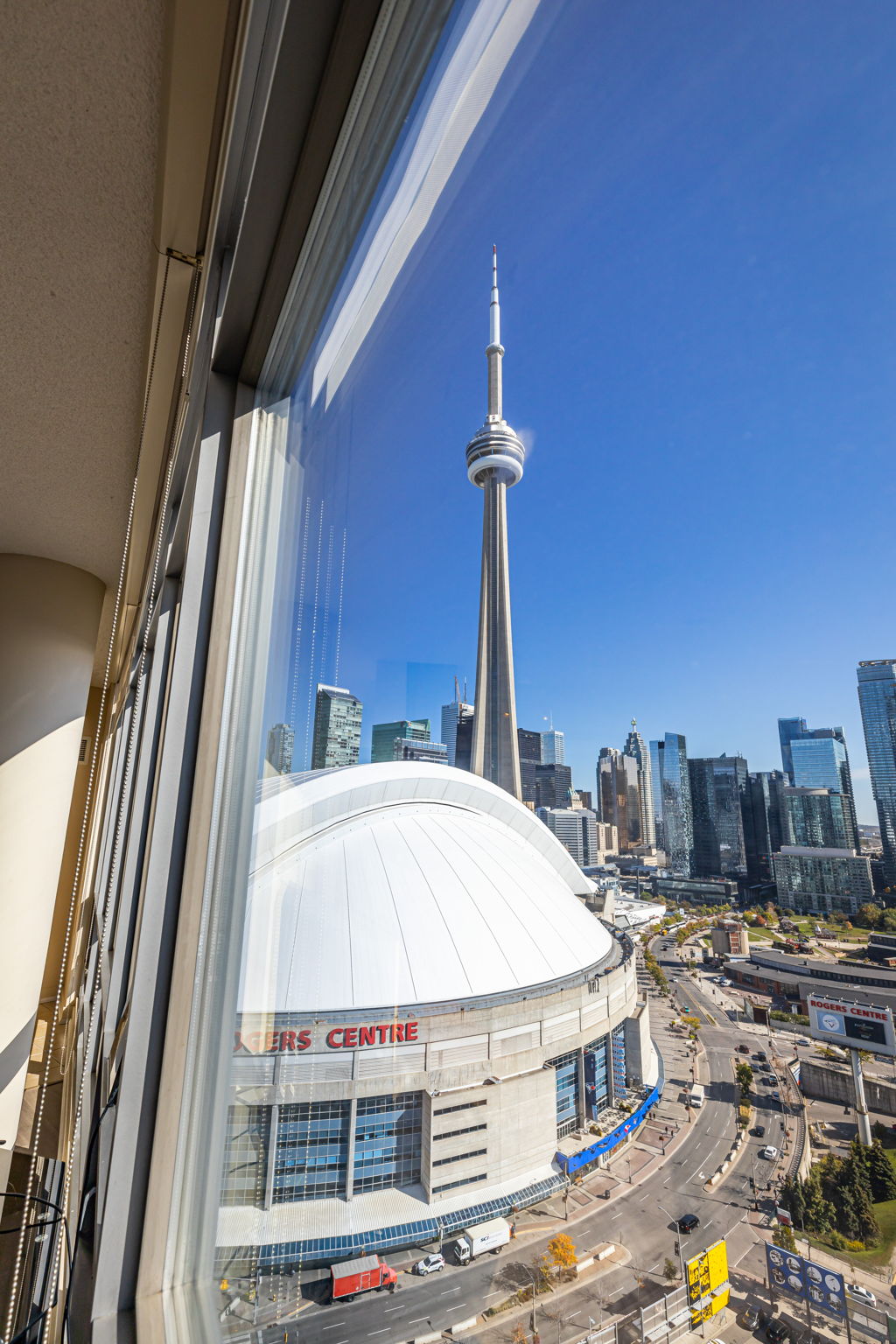 Toronto property showcase — delivered property photograph 24