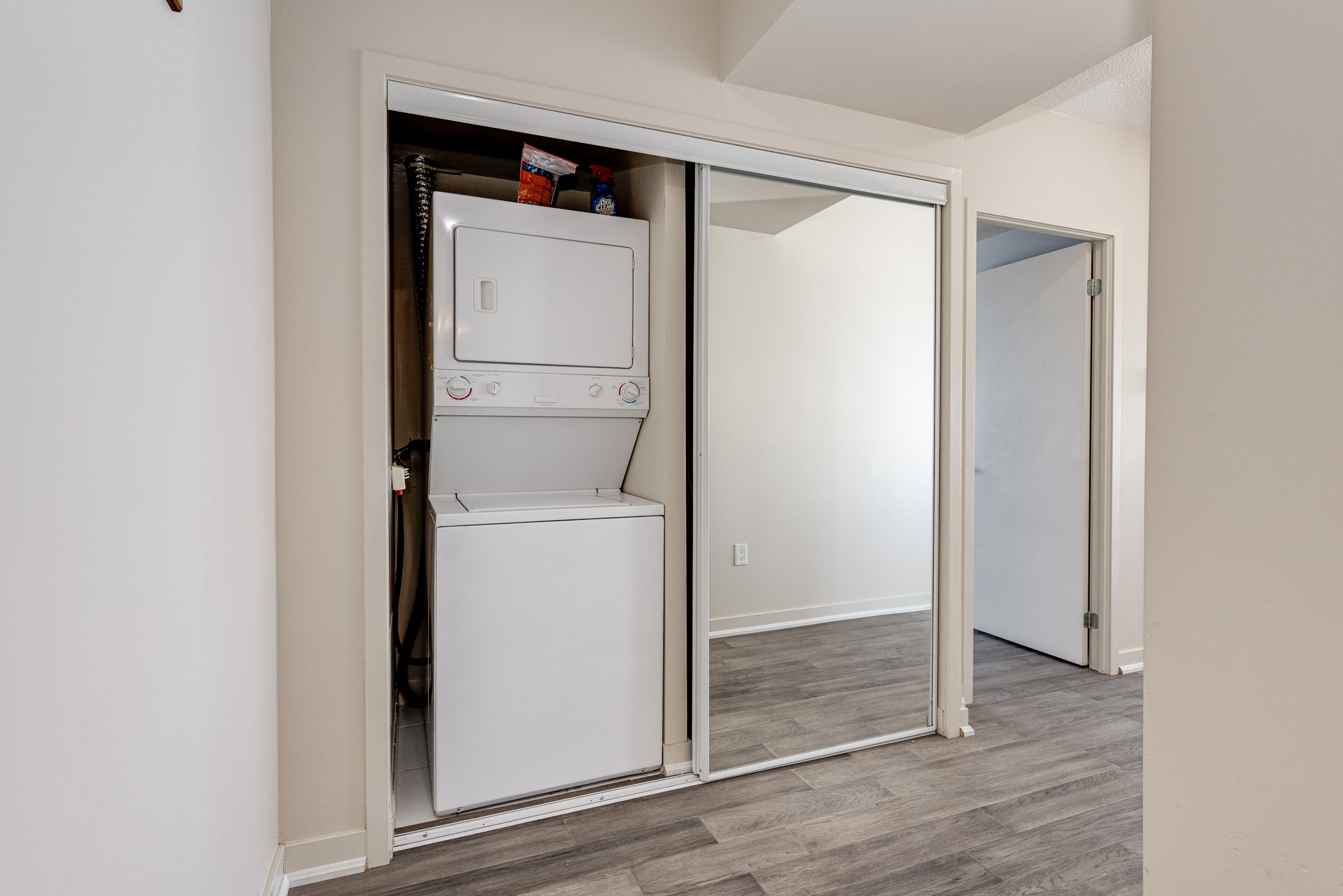 Toronto property showcase — delivered property photograph 13