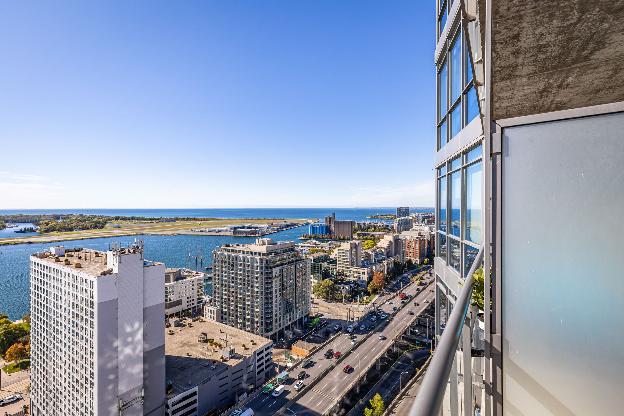 Toronto property showcase — delivered property photograph 28