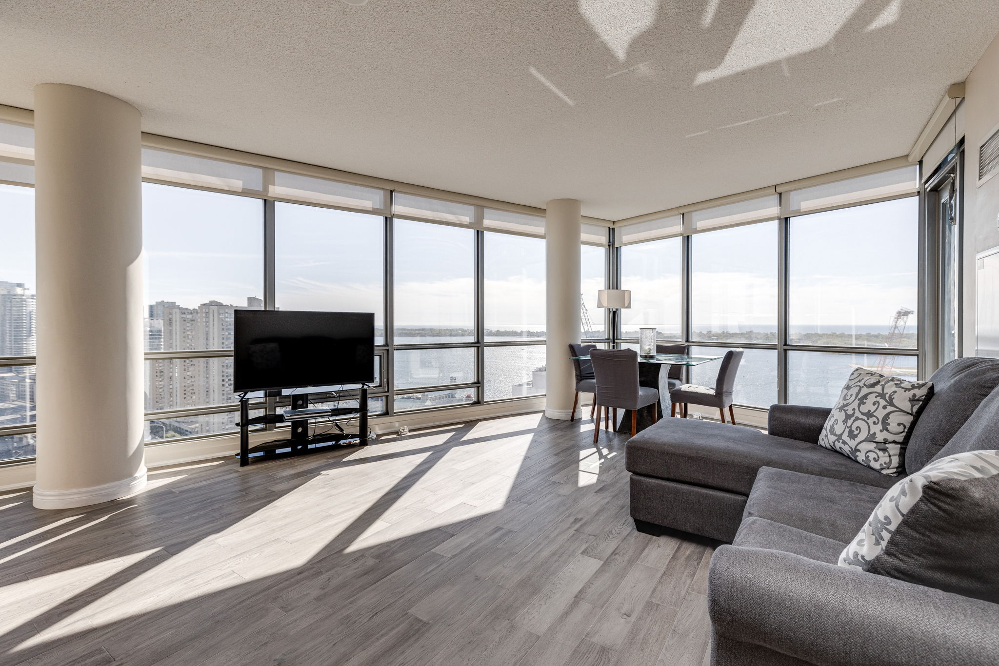 Toronto property showcase — delivered property photograph 4