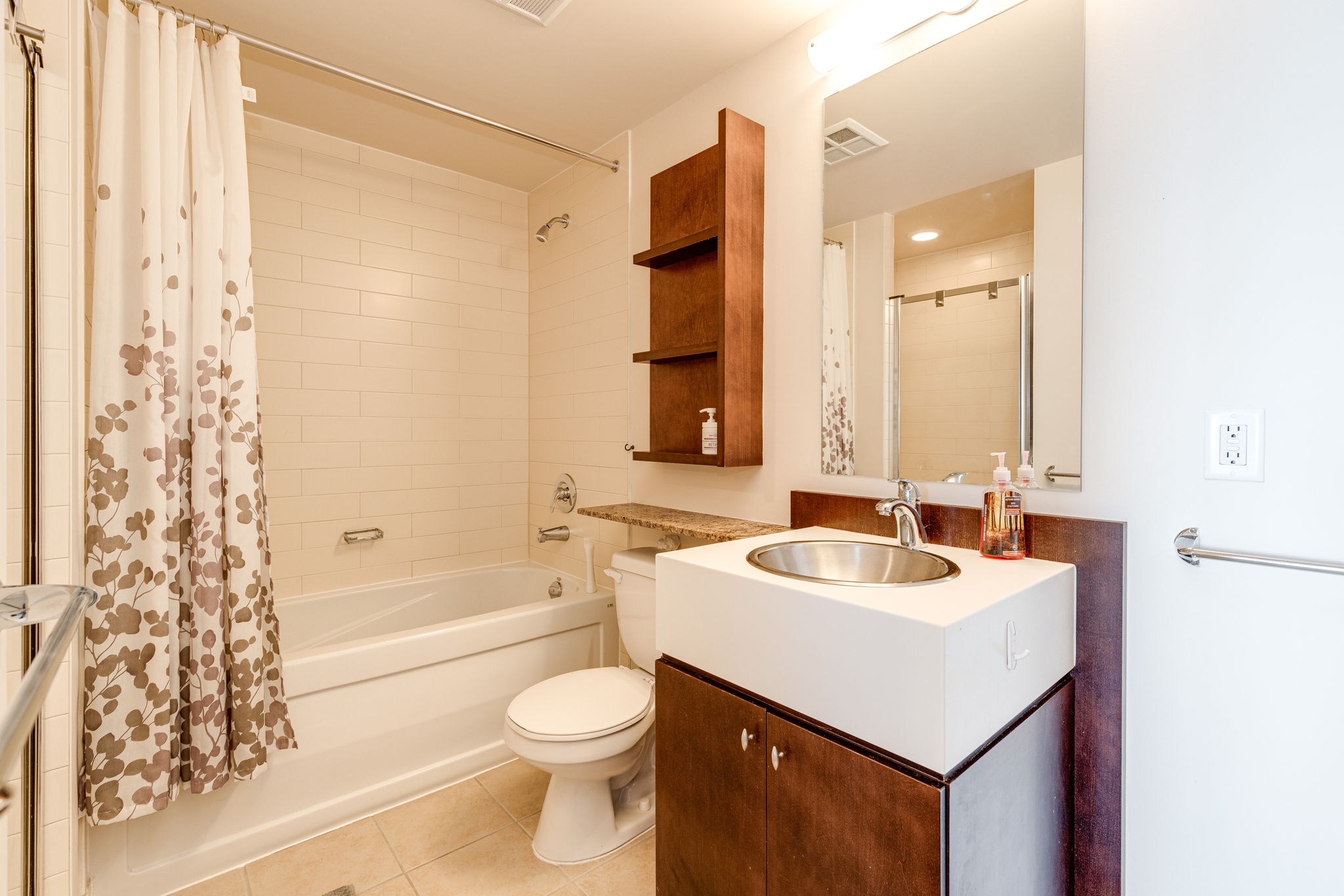 Toronto property showcase — delivered property photograph 9