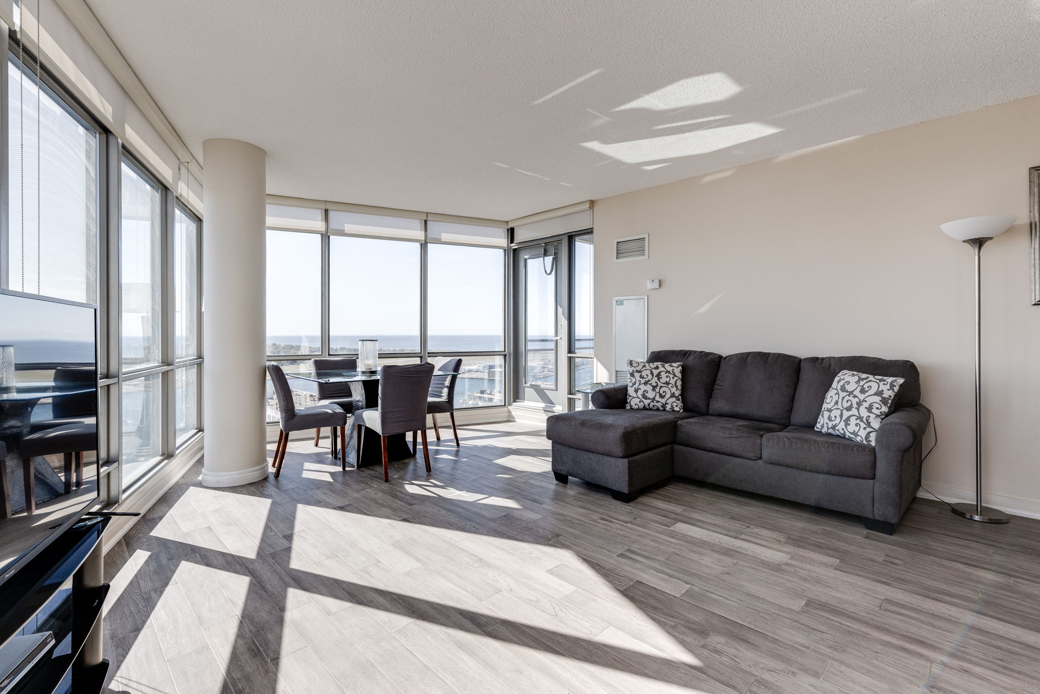 Toronto property showcase — delivered property photograph 5