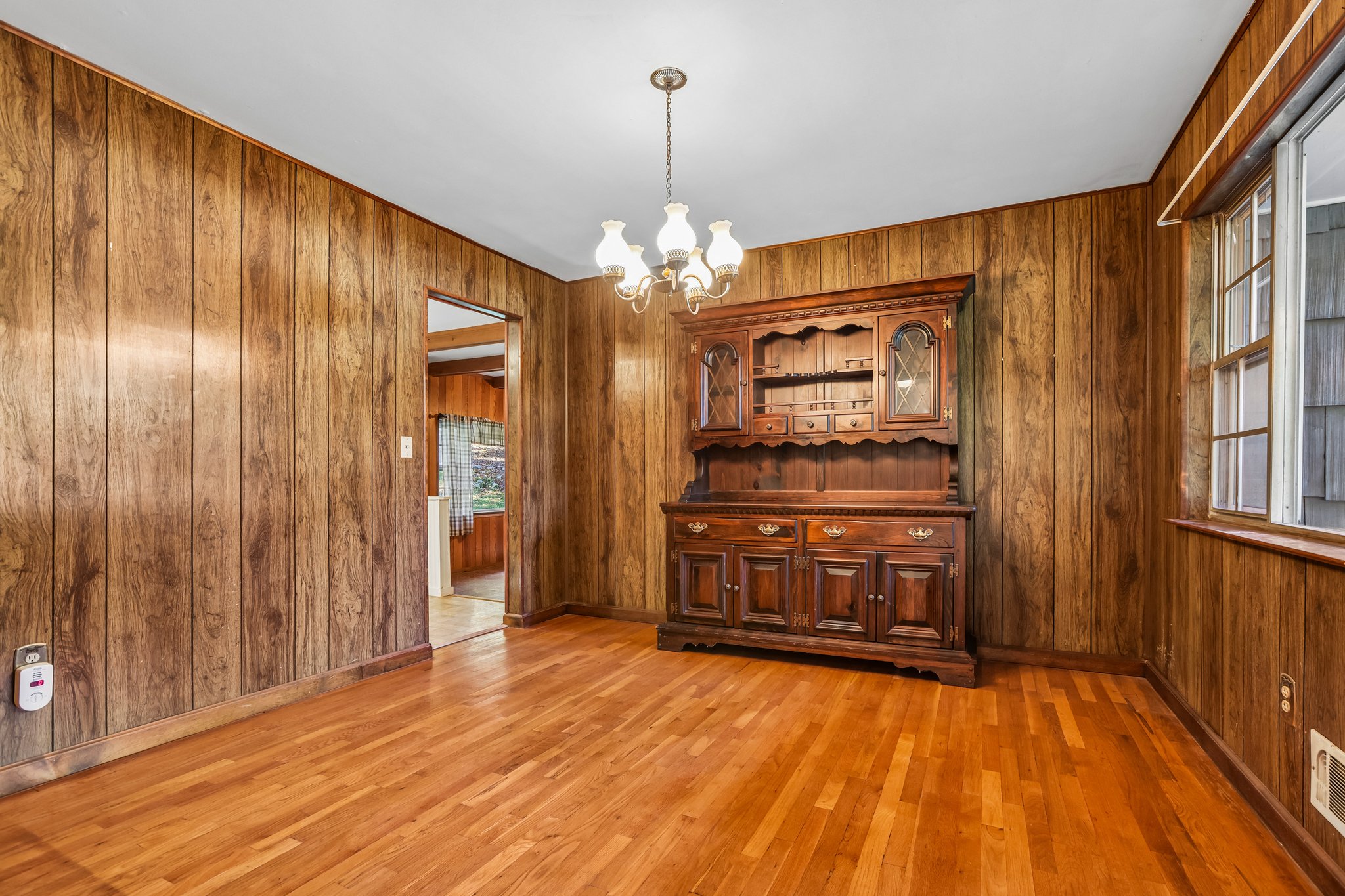 Marjorie Dr-S2310-022.jpg