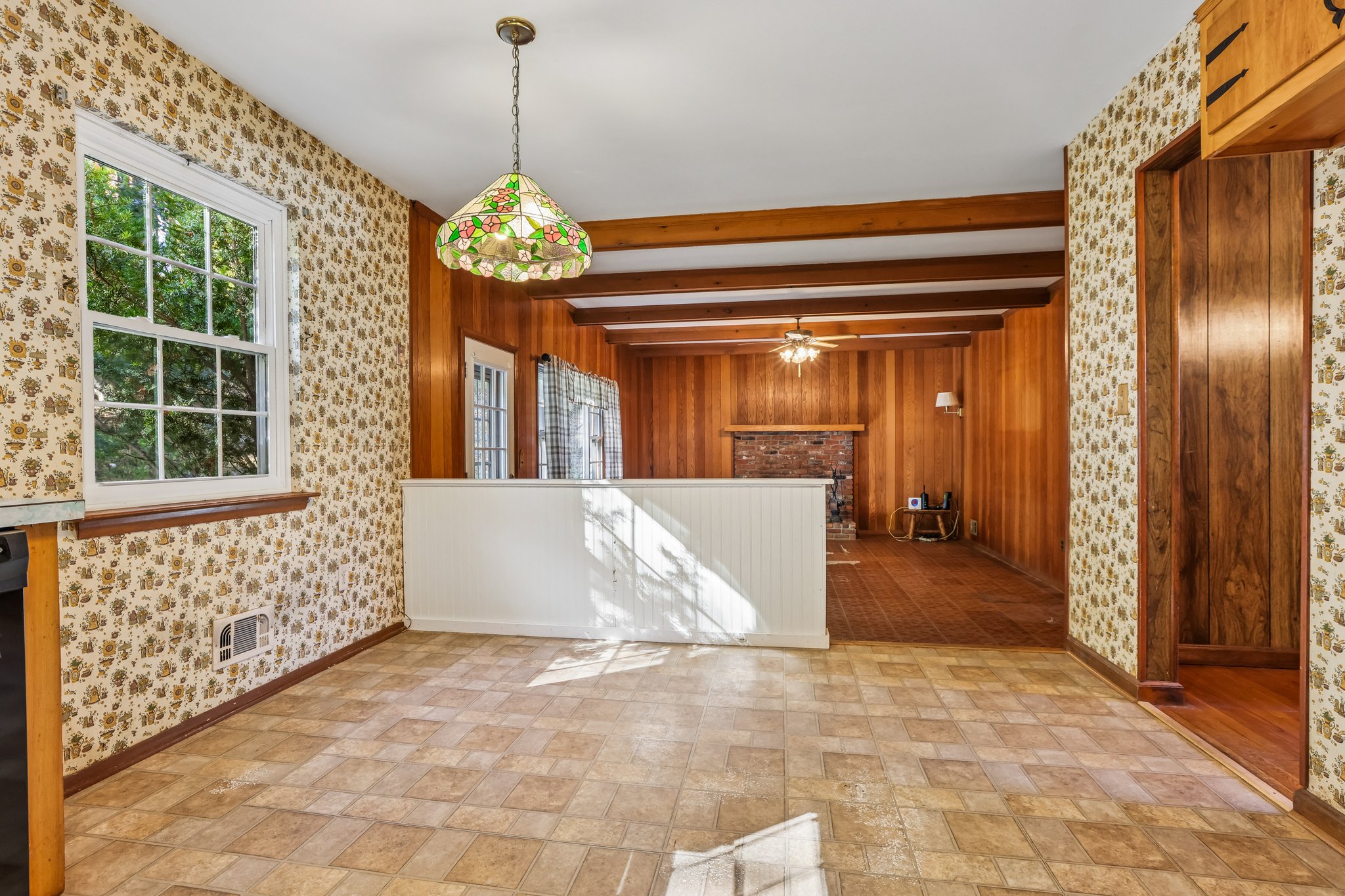 Marjorie Dr-S2310-034.jpg