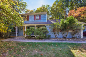 Marjorie Dr-S2310-001.jpg