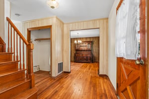 Marjorie Dr-S2310-015.jpg