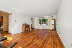 Marjorie Dr-S2310-020.jpg