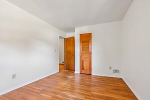 Marjorie Dr-S2310-047.jpg