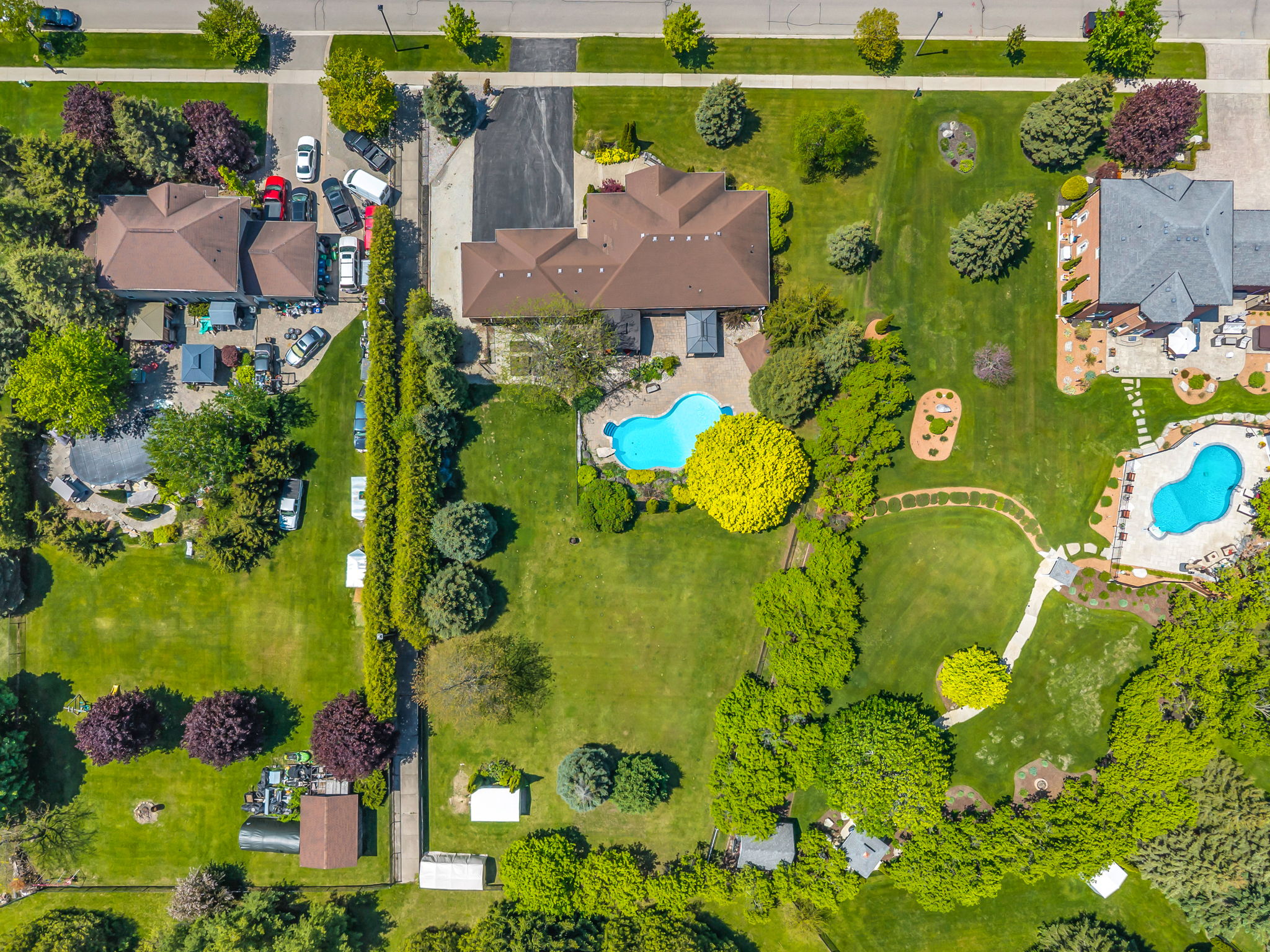  Photo 69