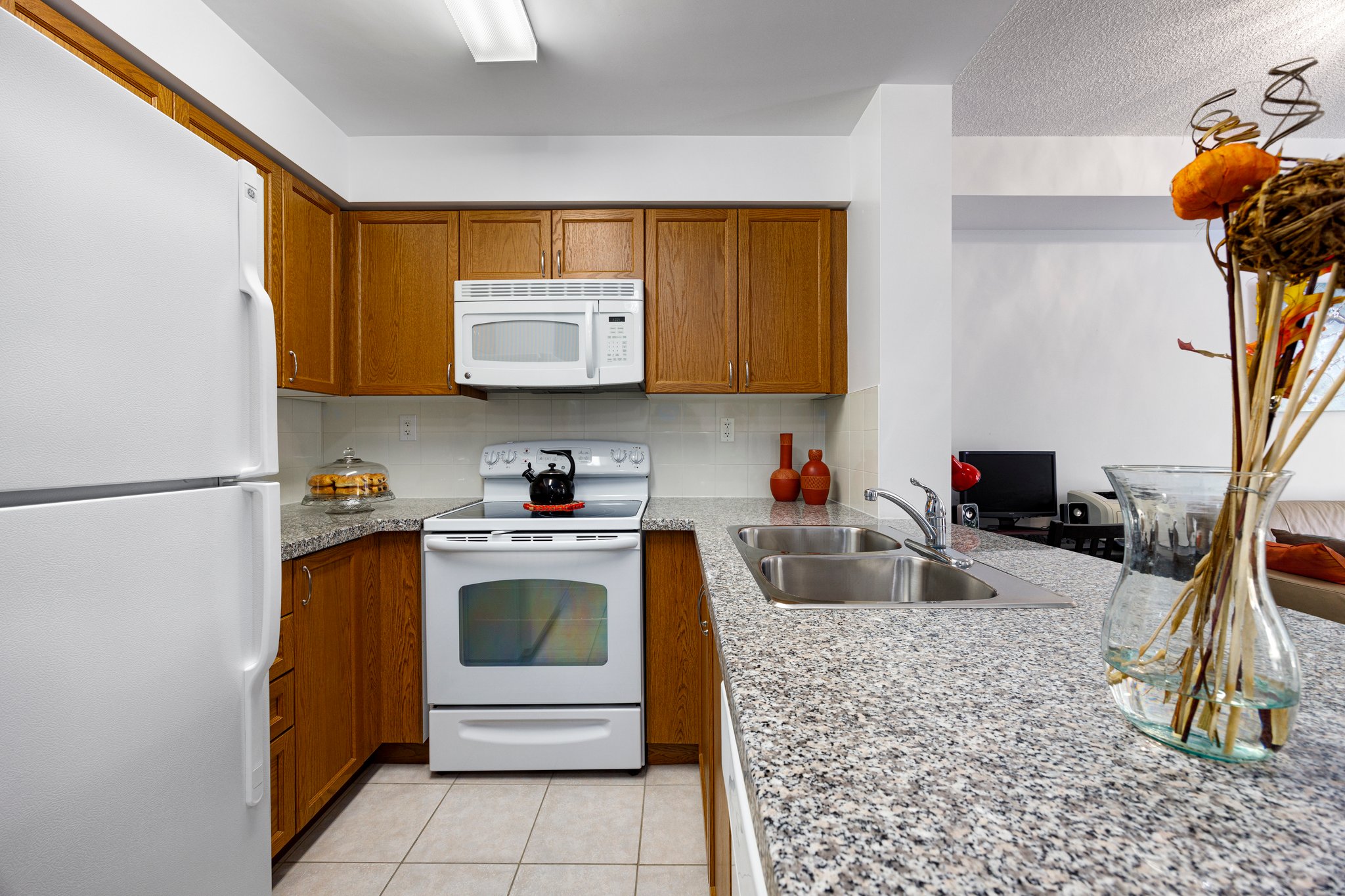 5 Michael Power Pl, Toronto, ON M9A, Canada Photo 12