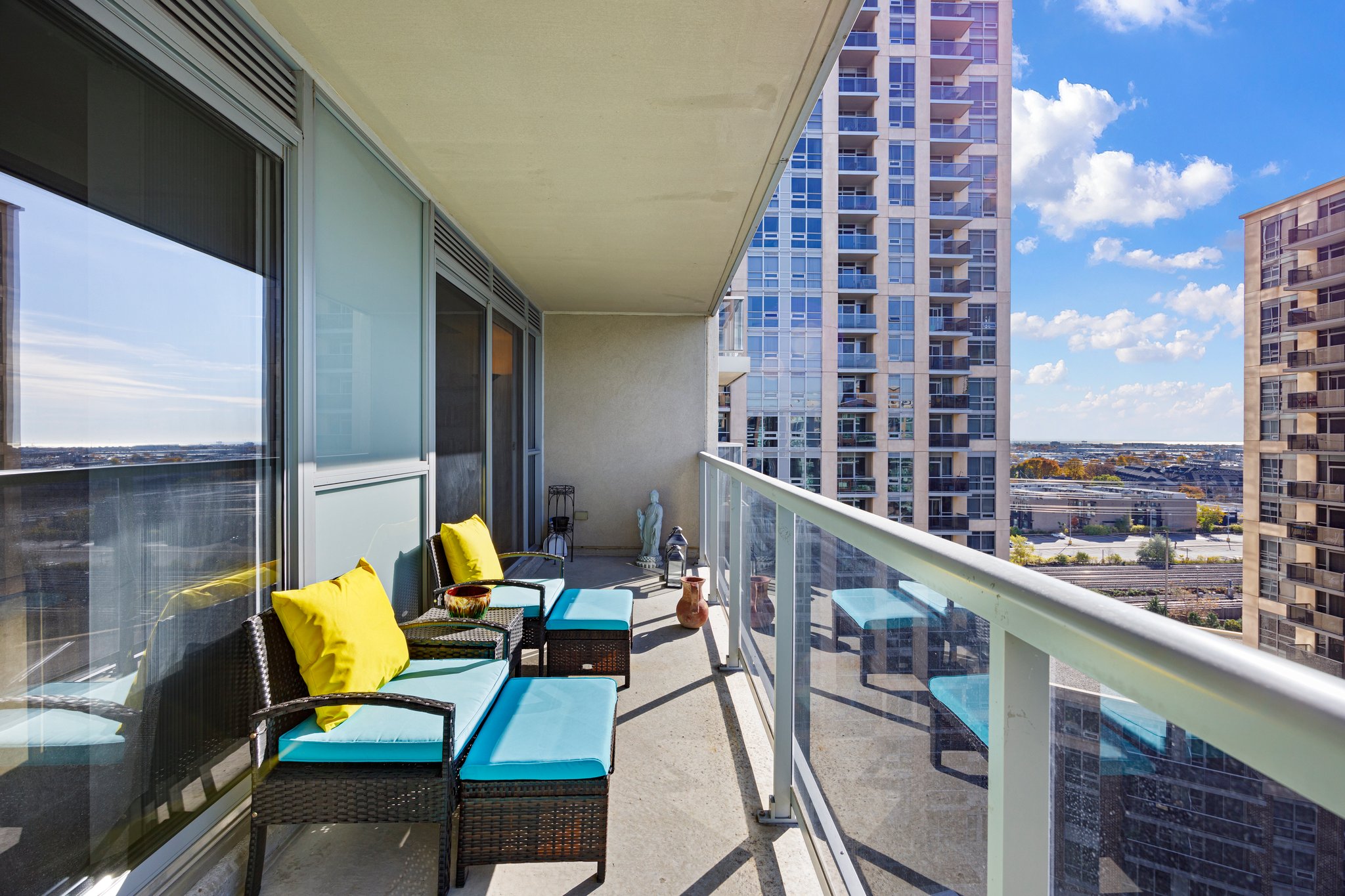 5 Michael Power Pl, Toronto, ON M9A, Canada Photo 1