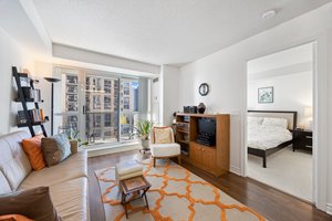 5 Michael Power Pl, Toronto, ON M9A, Canada Photo 6