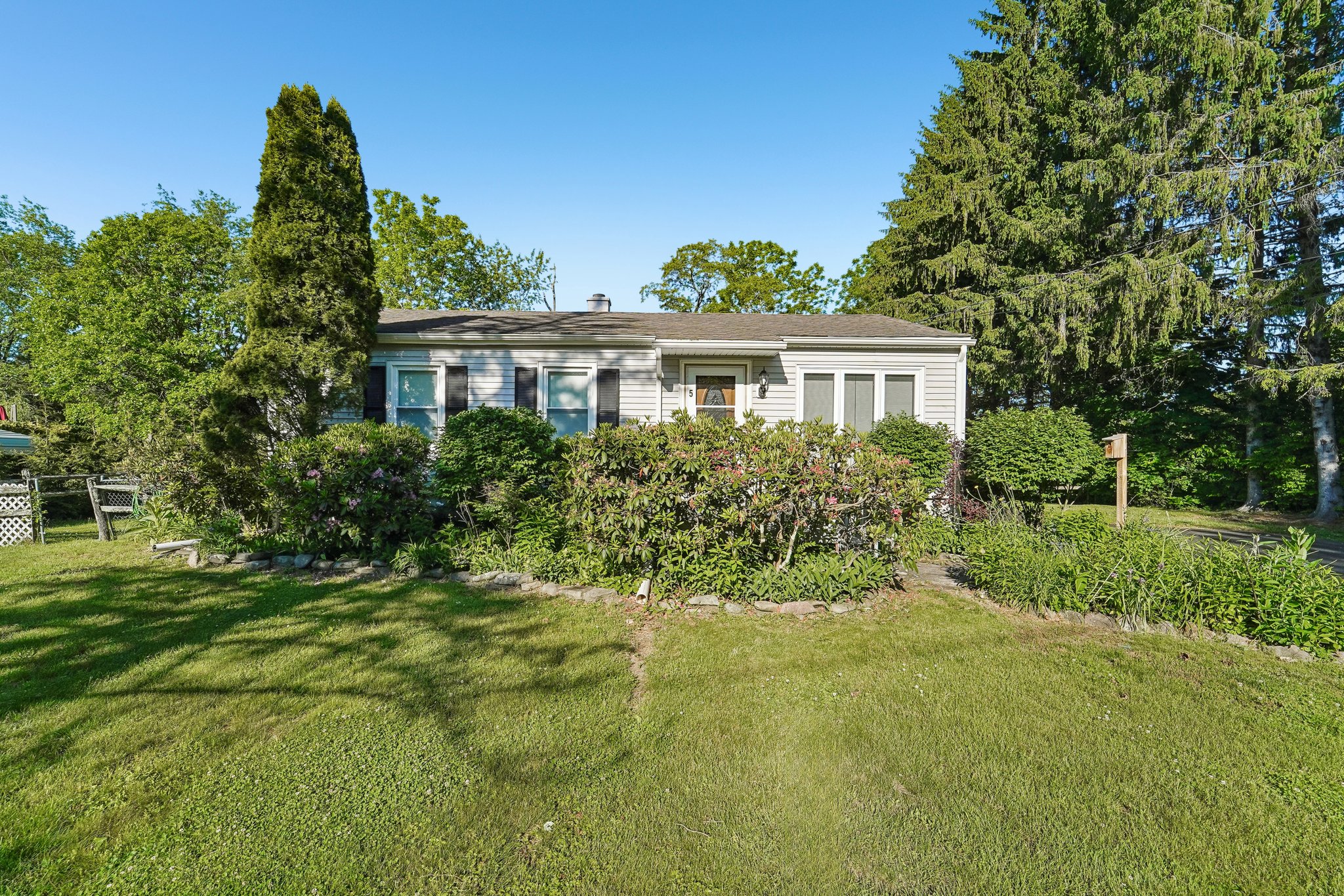 Mountain View Dr-S0206-003.jpg