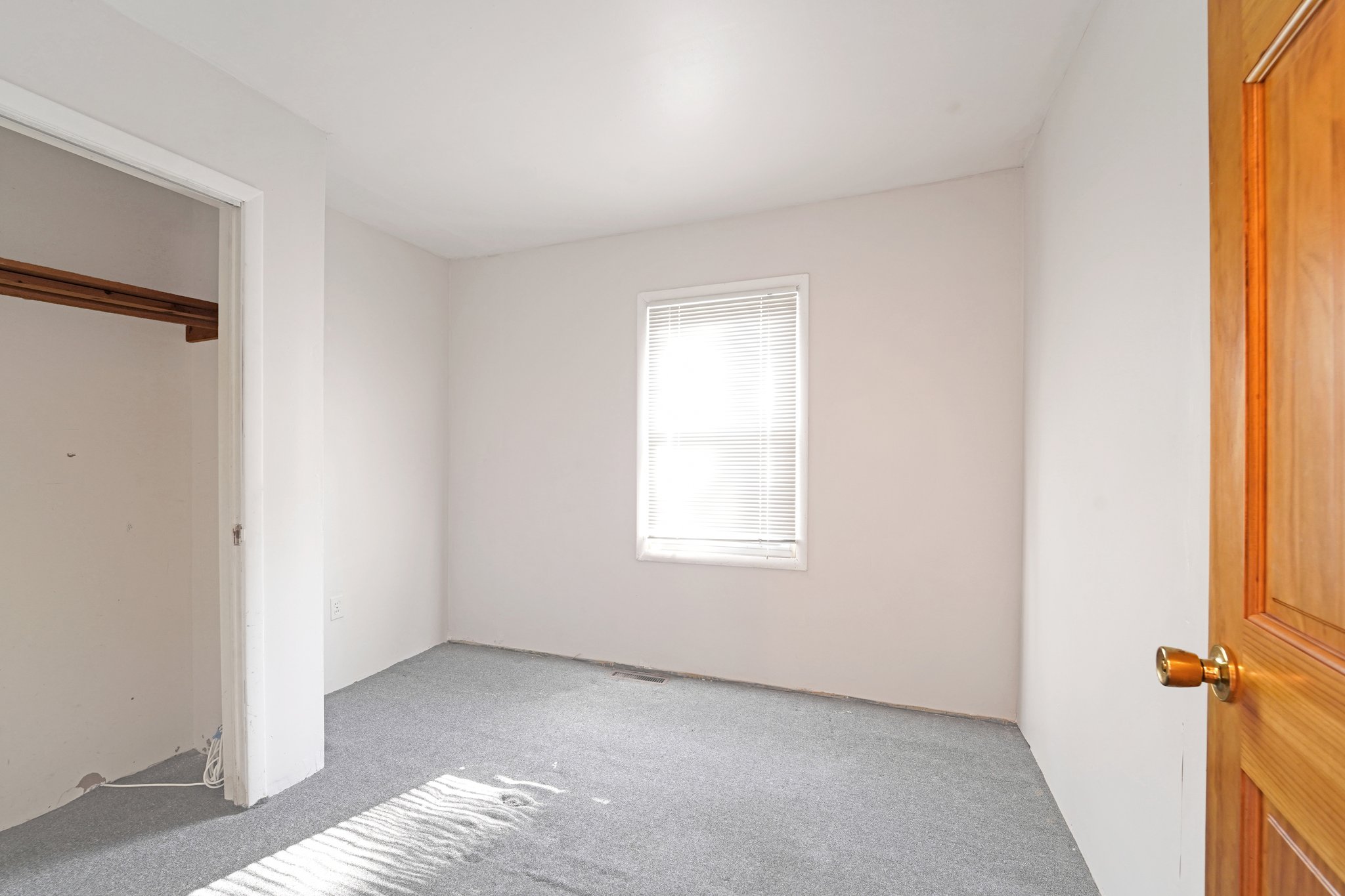 Mountain View Dr-S0206-017.jpg