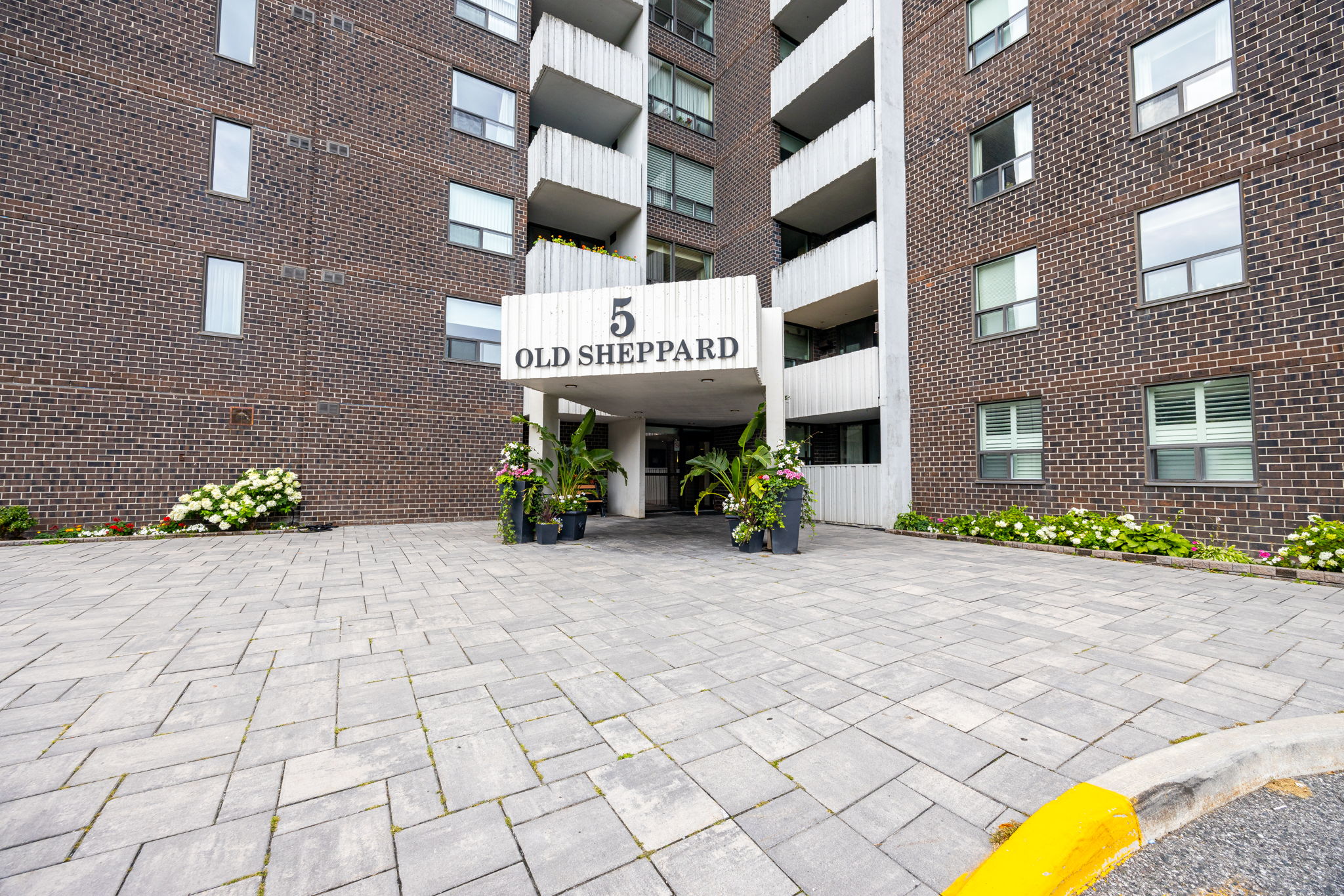 Toronto property showcase — delivered property photograph 3