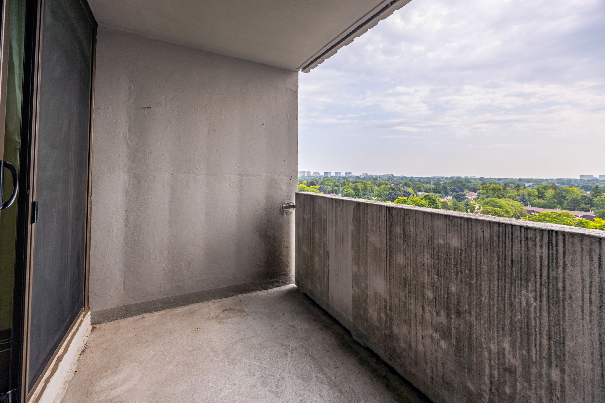 Toronto property showcase — delivered property photograph 29