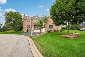 Park Place Cir-S1508-002.jpg