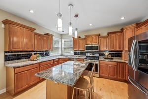 Park Place Cir-S1508-015.jpg