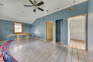  Photo 35