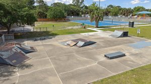 DeLeon Shores Park