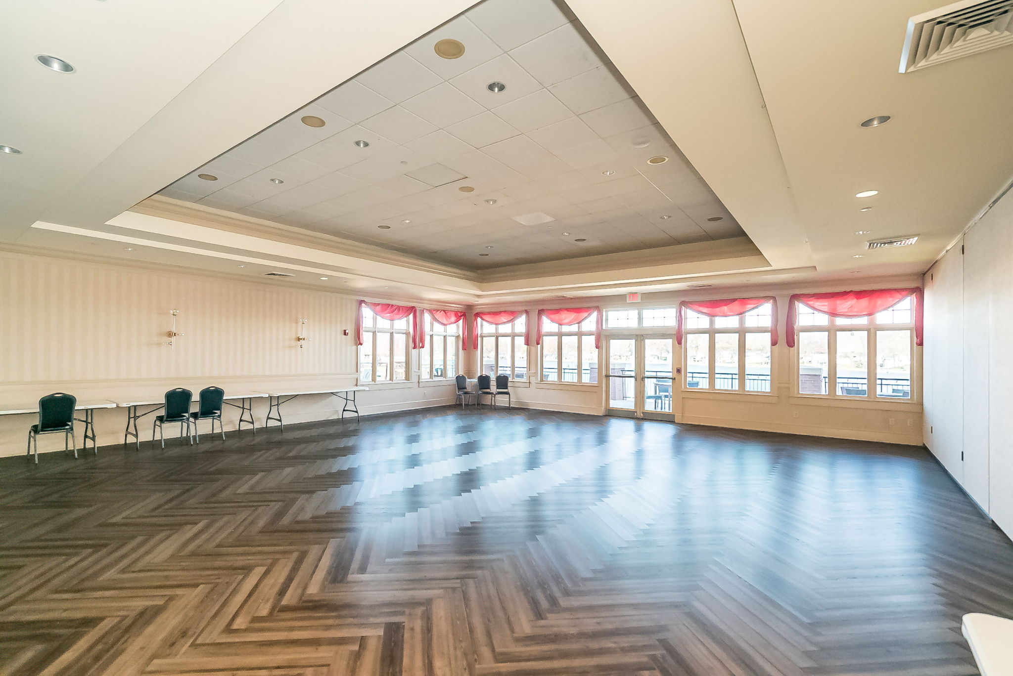  Photo 74