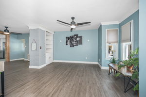  Photo 10