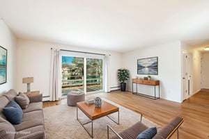 DSC_6122 copy 3 virtually staged.jpeg