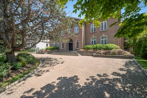 5 Sandfield Rd, Toronto ON — real estate photography by Amazing Photo Video