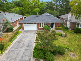 5 Sevenoaks Ave