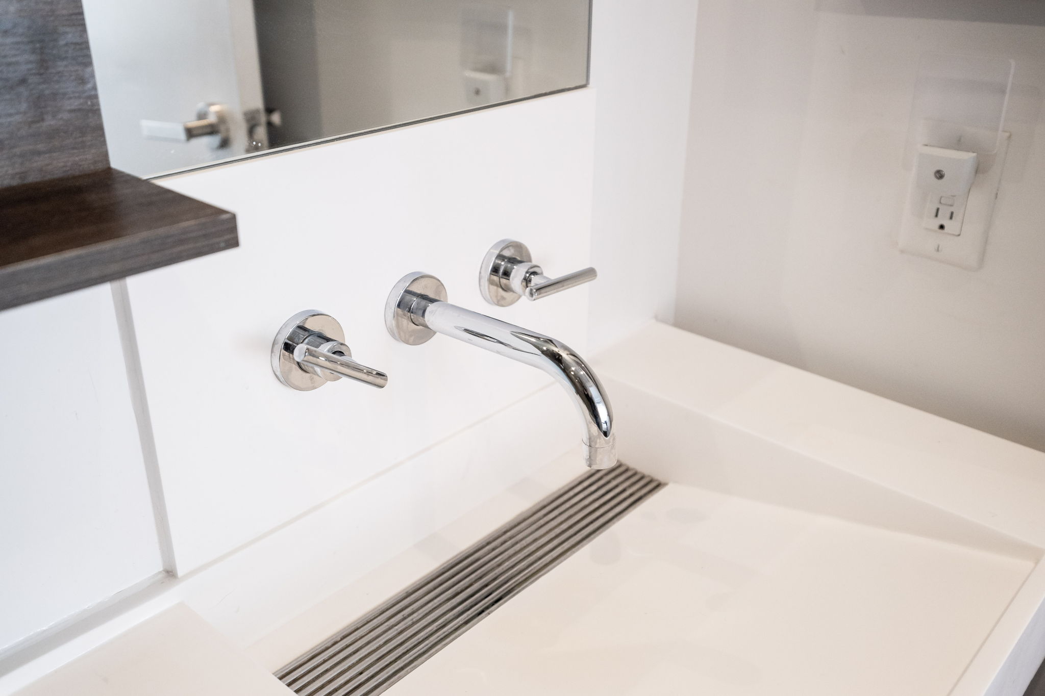 Toronto property showcase — delivered property photograph 23