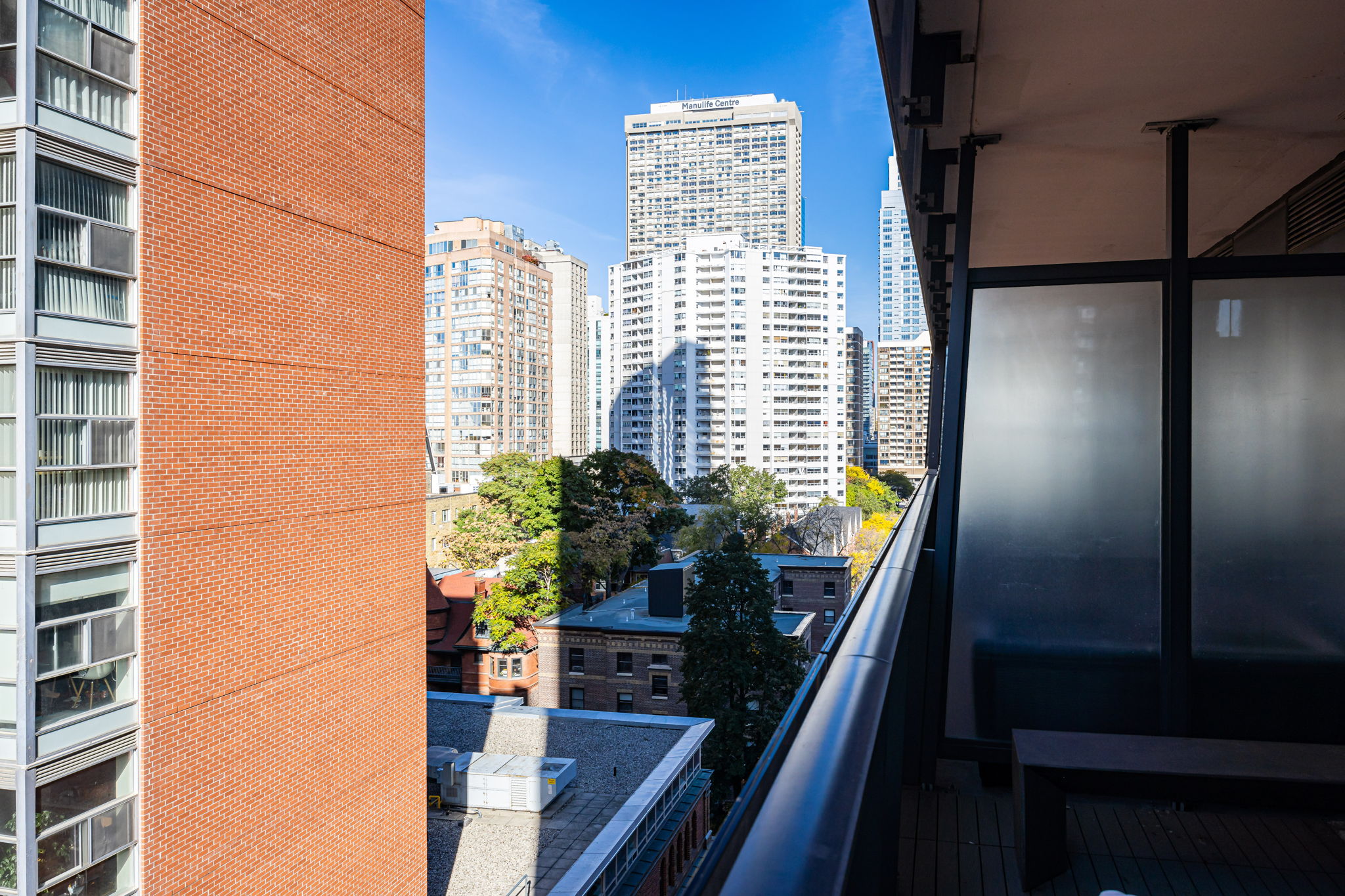 Toronto property showcase — delivered property photograph 32