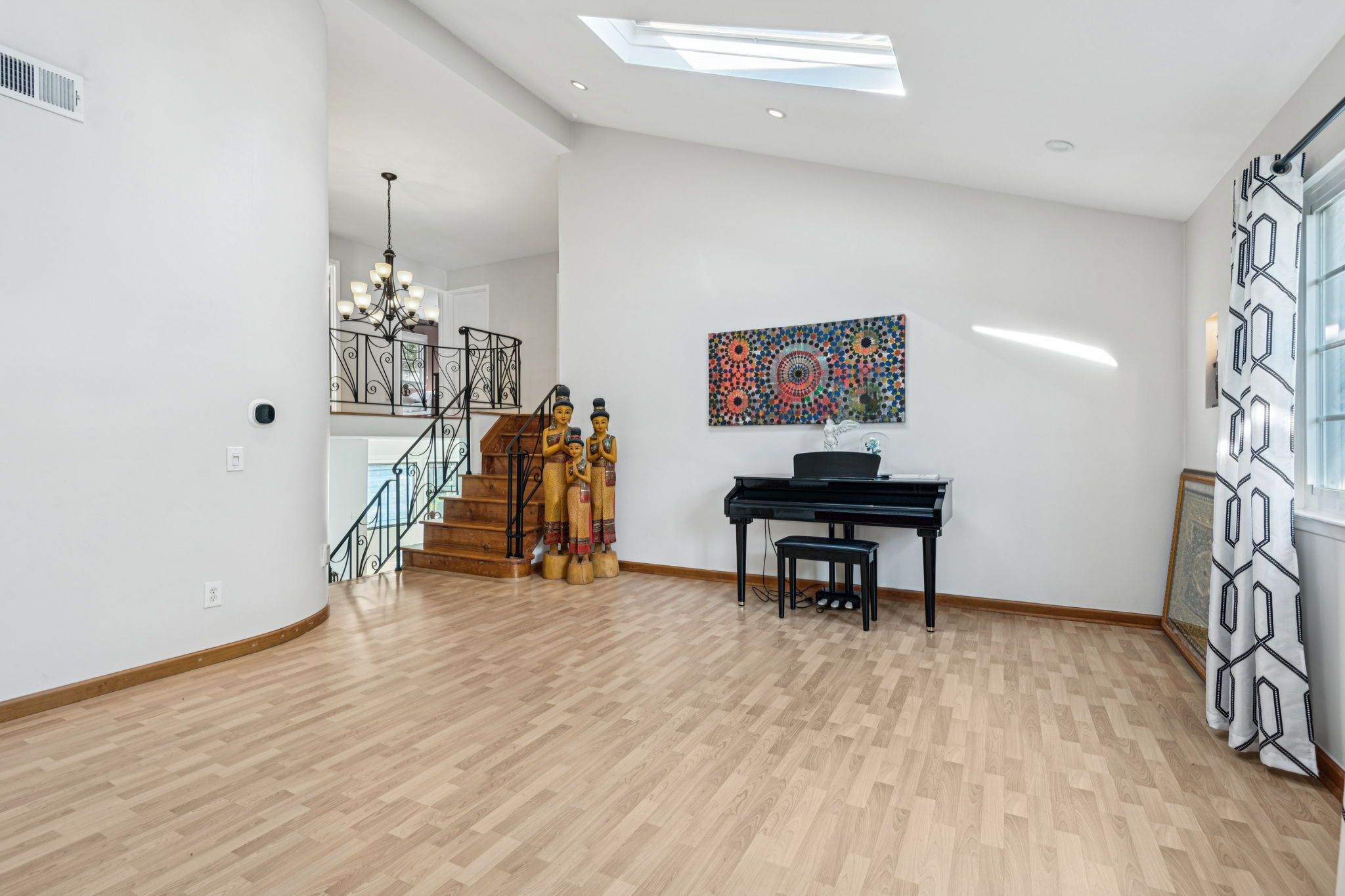 Valley Ln-S2410-020