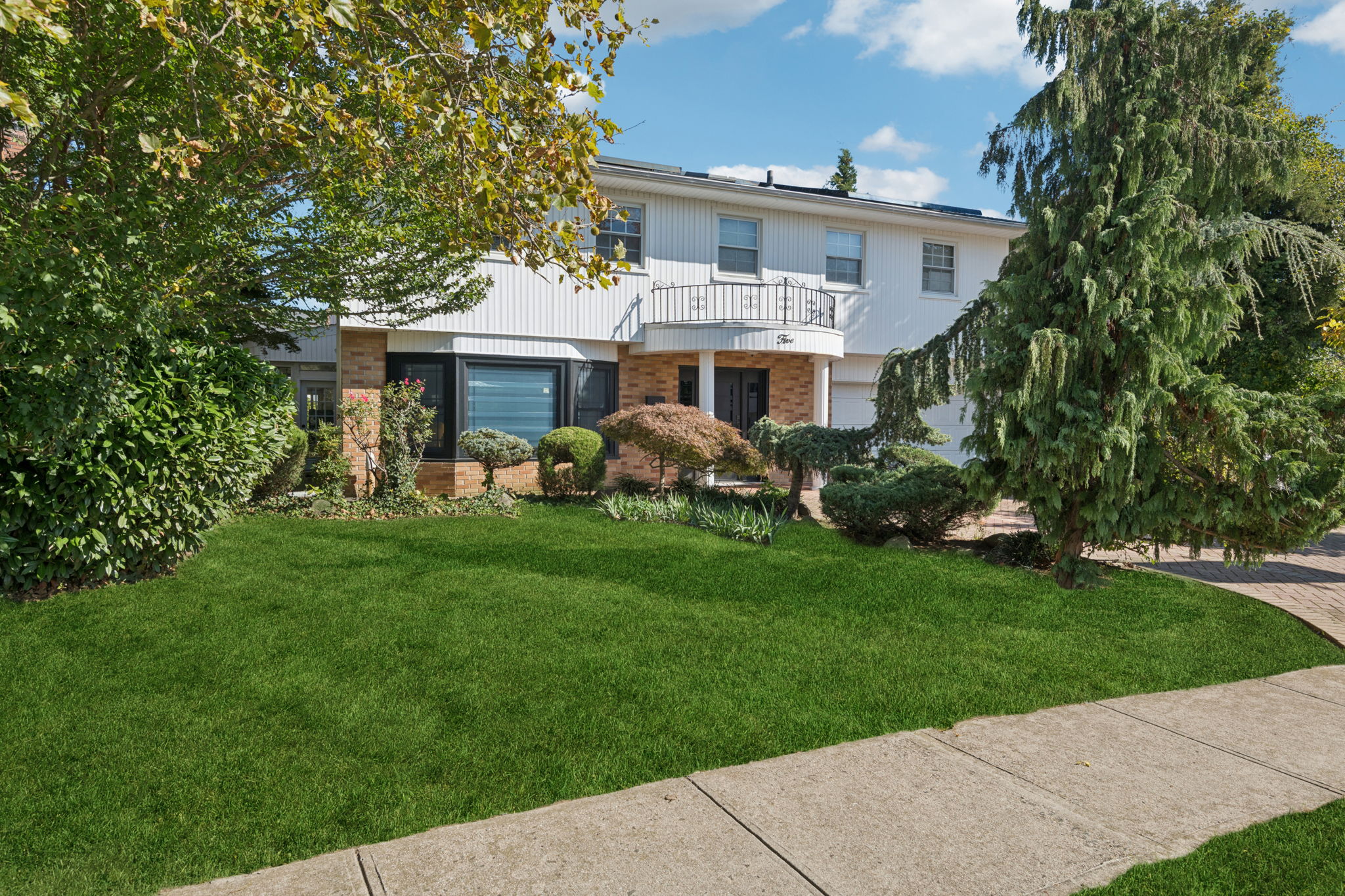 Valley Ln-S2410-036