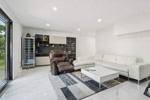 Valley Ln-S2410-007