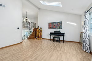 Valley Ln-S2410-020