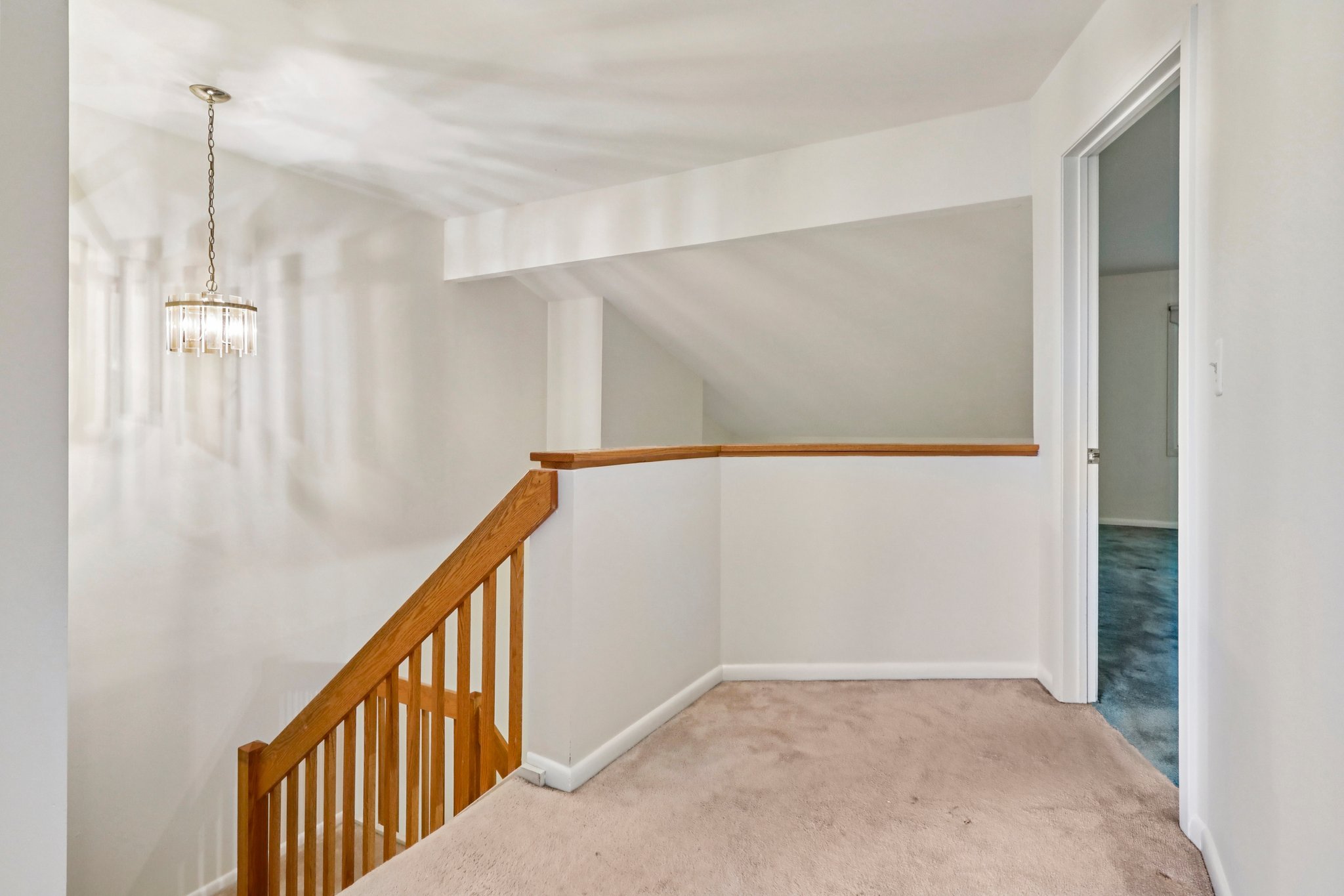 Wedgewood Dr-S2108-024.jpg
