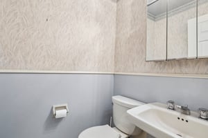 Wedgewood Dr-S2108-018.jpg