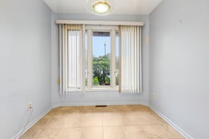 Wedgewood Dr-S2108-020.jpg