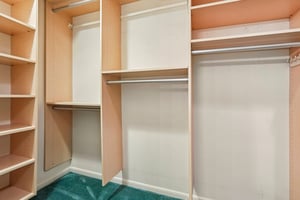 Wedgewood Dr-S2108-033.jpg