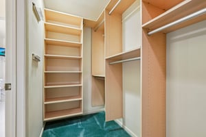 Wedgewood Dr-S2108-034.jpg