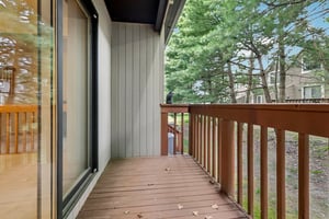 Wedgewood Dr-S2108-047.jpg