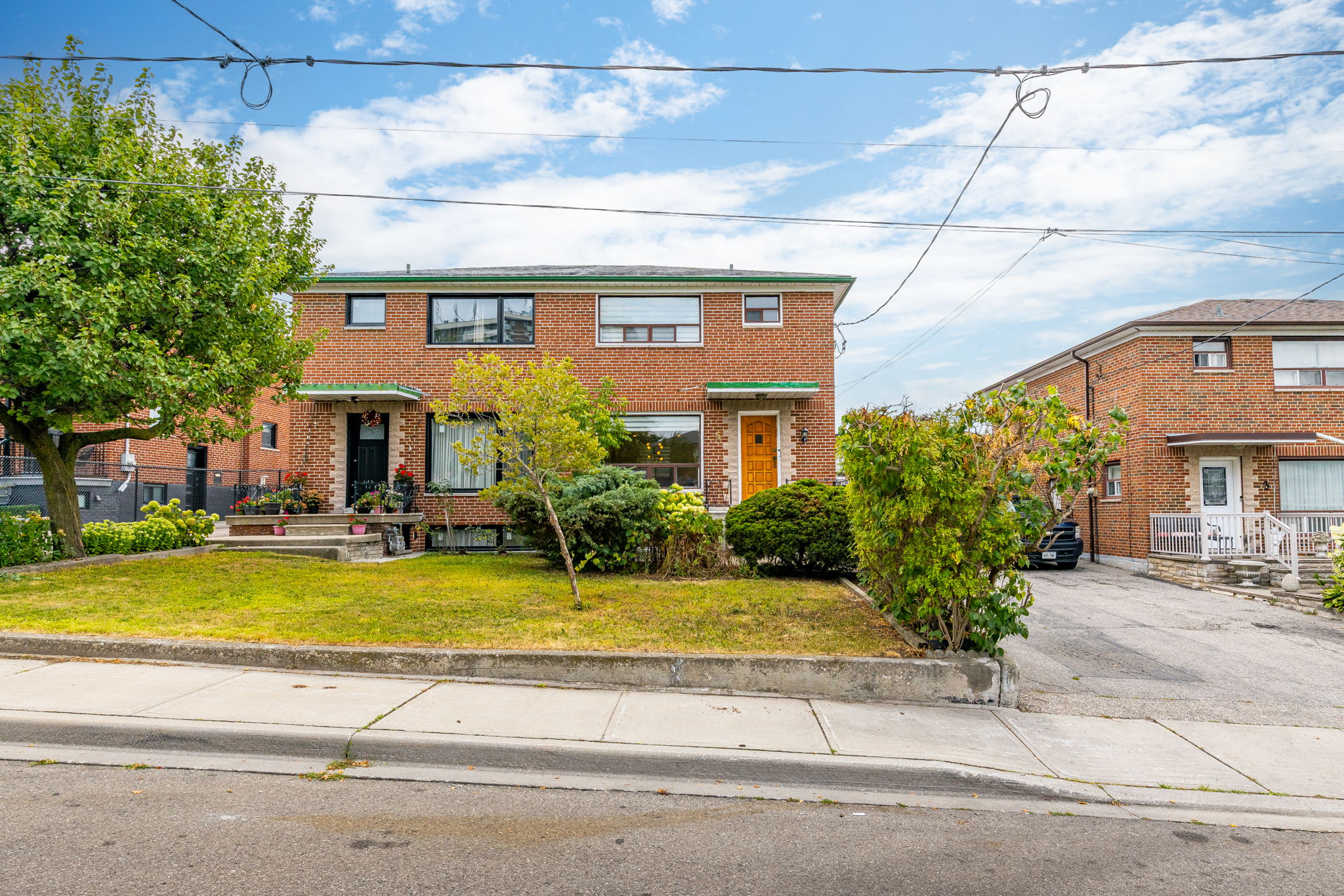 Toronto property showcase — delivered property photograph 32