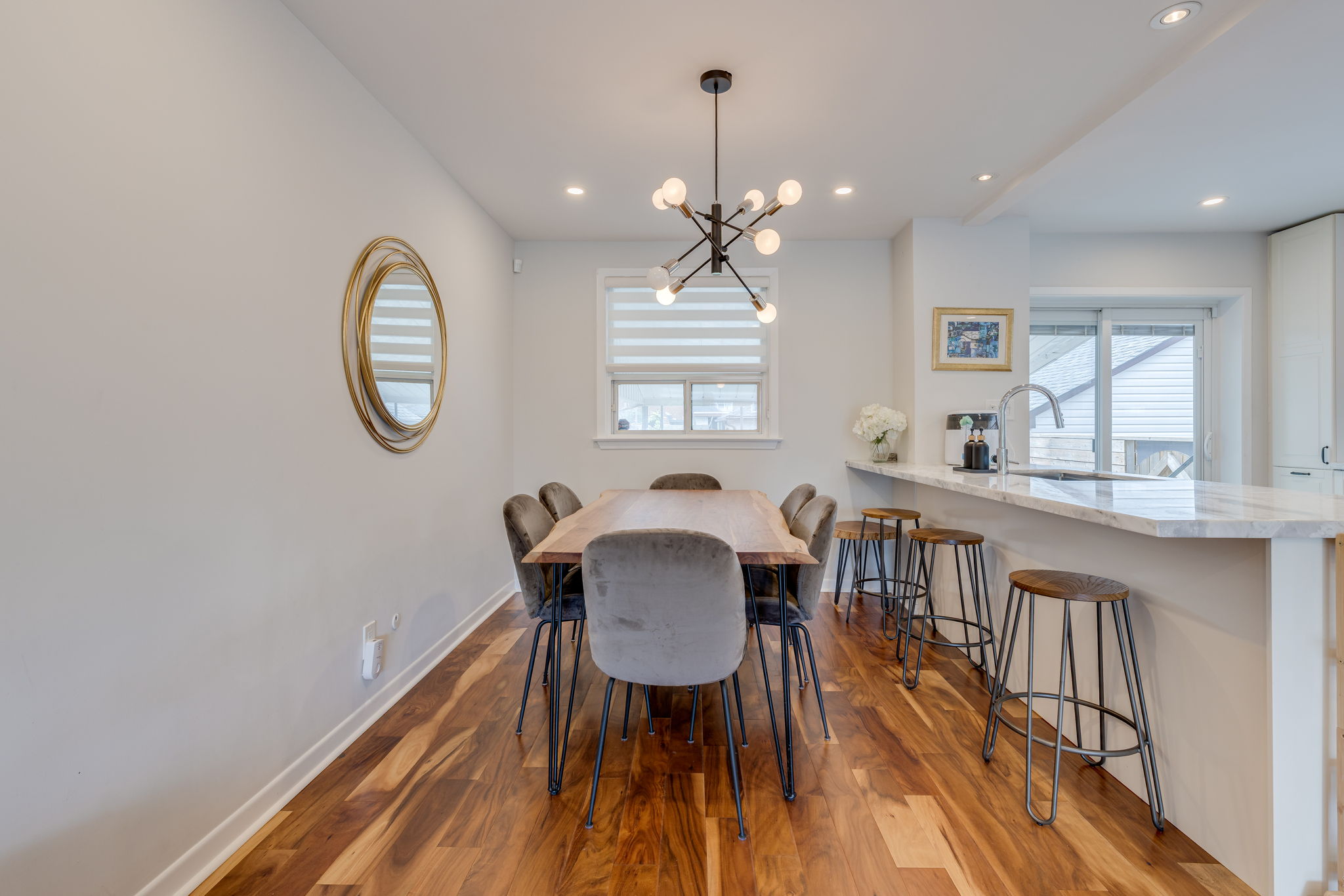 Toronto property showcase — delivered property photograph 8