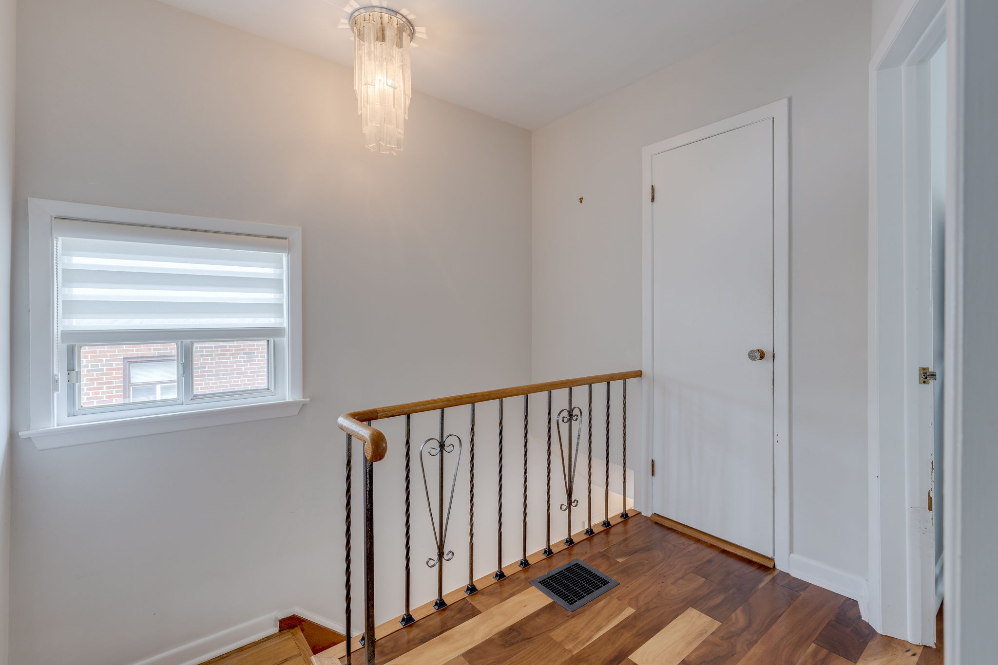 Toronto property showcase — delivered property photograph 25