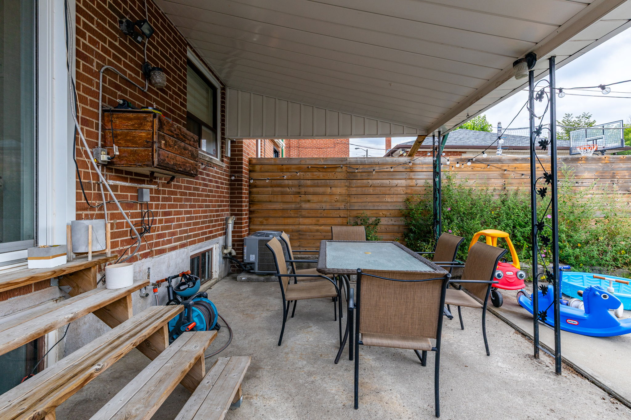 Toronto property showcase — delivered property photograph 31