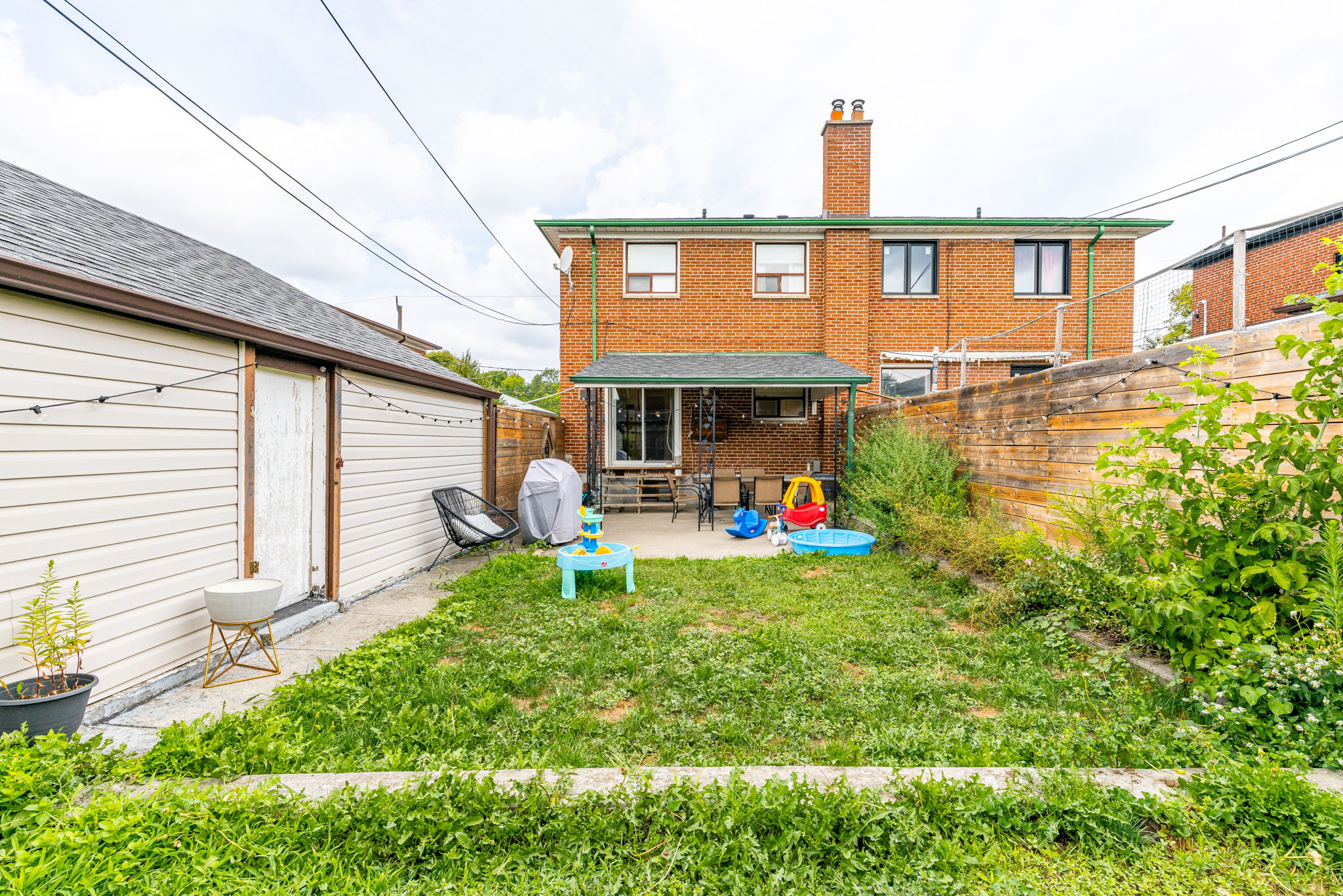 Toronto property showcase — delivered property photograph 27