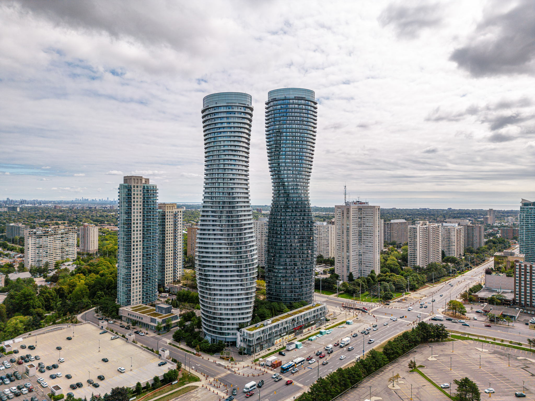 Mississauga property showcase — delivered property photograph 2