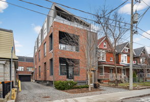 50 Bartlett Ave Unit 7, Toronto ON